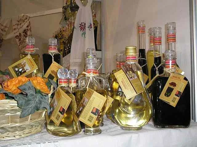 Štand sa slavonskom rakijom